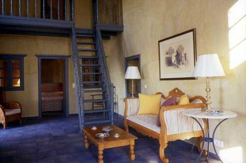 Zannos Melathron Hotel Pyrgos Kallistis Luaran gambar